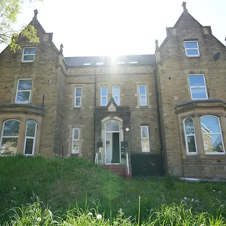 1 Bed - Oakroyd Apartment