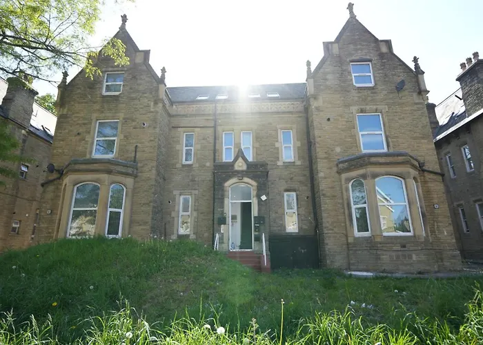 1 Bed - Oakroyd Apartment