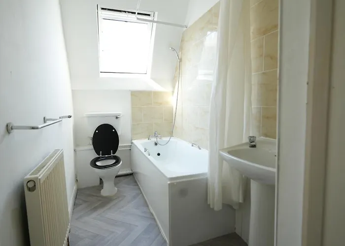 1 Bed - Oakroyd Bradford (West Yorkshire)