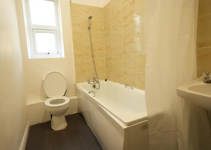 1 Bed - Oakroyd Apartment Bradford (West Yorkshire)